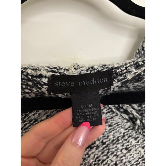 Steve Madden Poncho Womens OS Marled Knit Hooded Ruana Black White Fringe - Picture 4 of 4